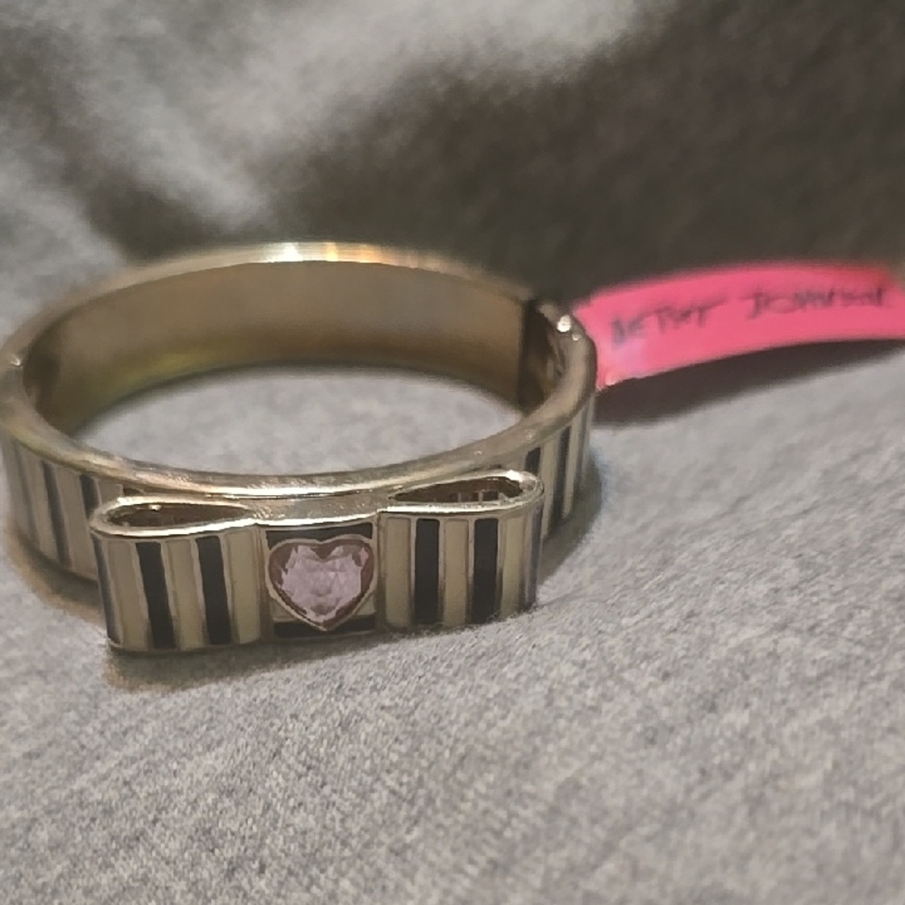 Betsey Johnson Heart Bow Bracelet